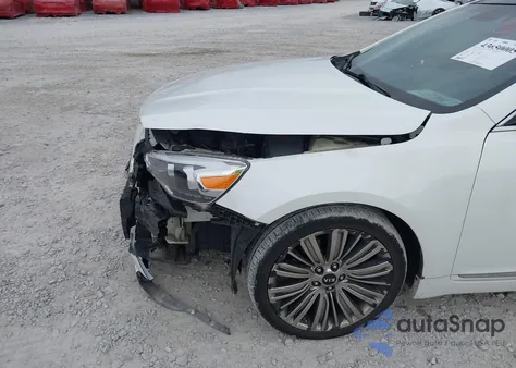 2014 Kia Cadenza Limited z USA, uszkodzony, nr VIN KNALN4D72E5144072